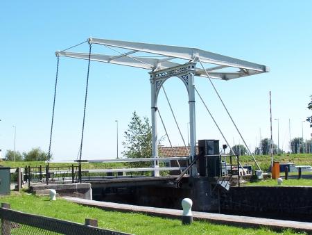 Brug bij de sluizen van Monnickendam