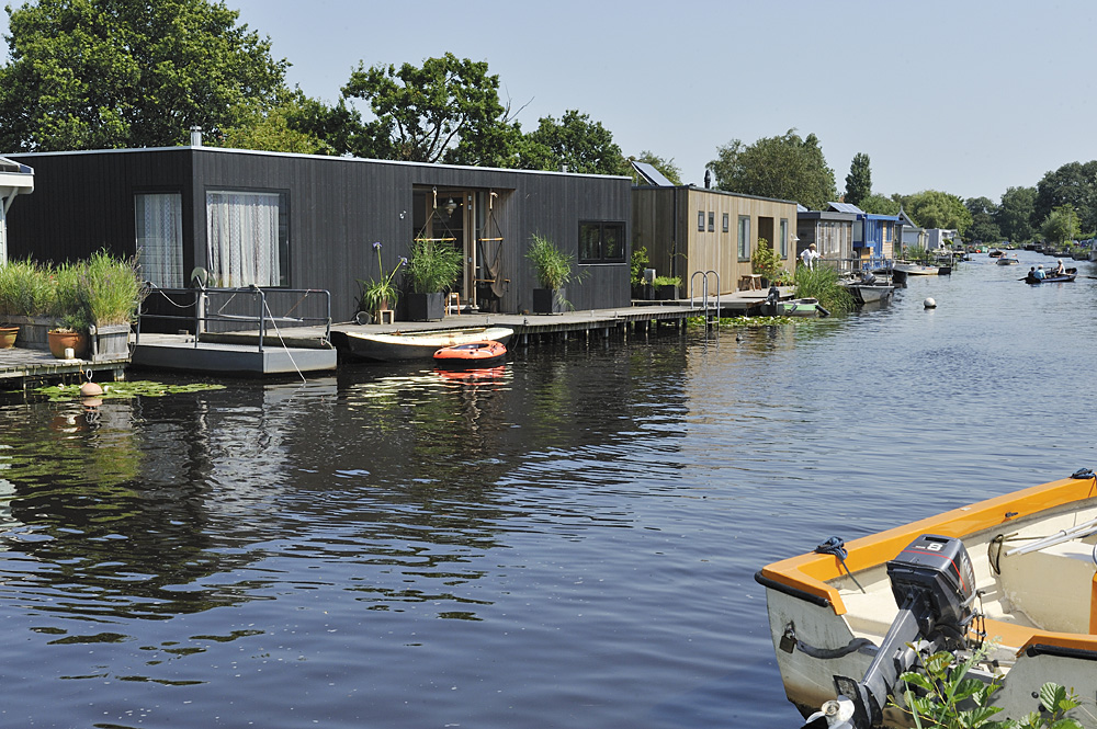 woonarken broekermeerdijk